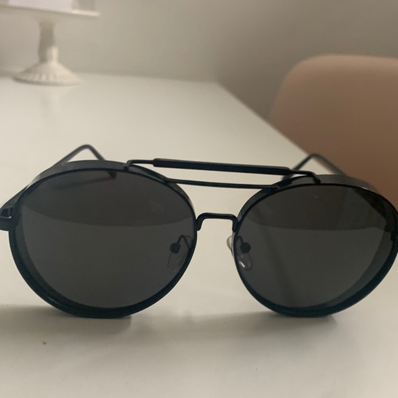 Round Sunglasses 55”